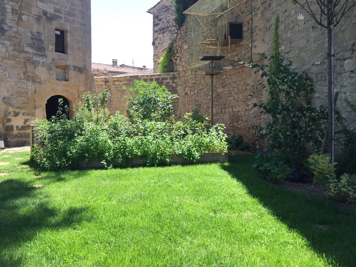 Tour Sarrazine De Montaren Bed and Breakfast Εξωτερικό φωτογραφία