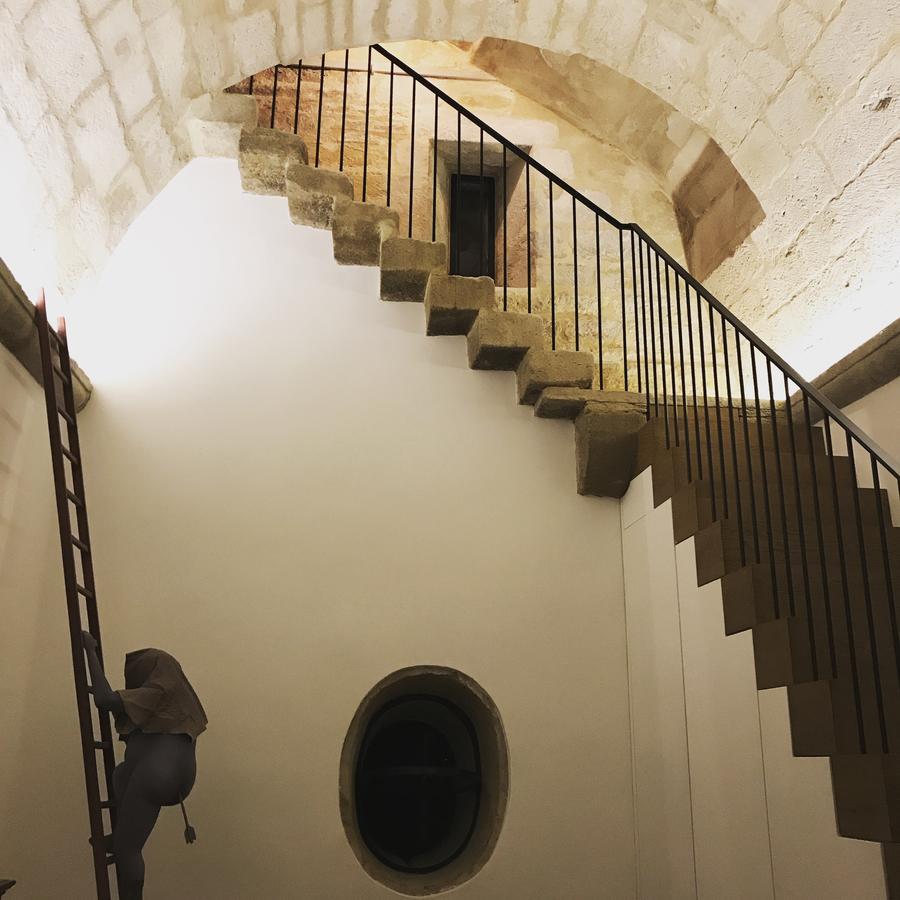 Tour Sarrazine De Montaren Bed and Breakfast Εξωτερικό φωτογραφία