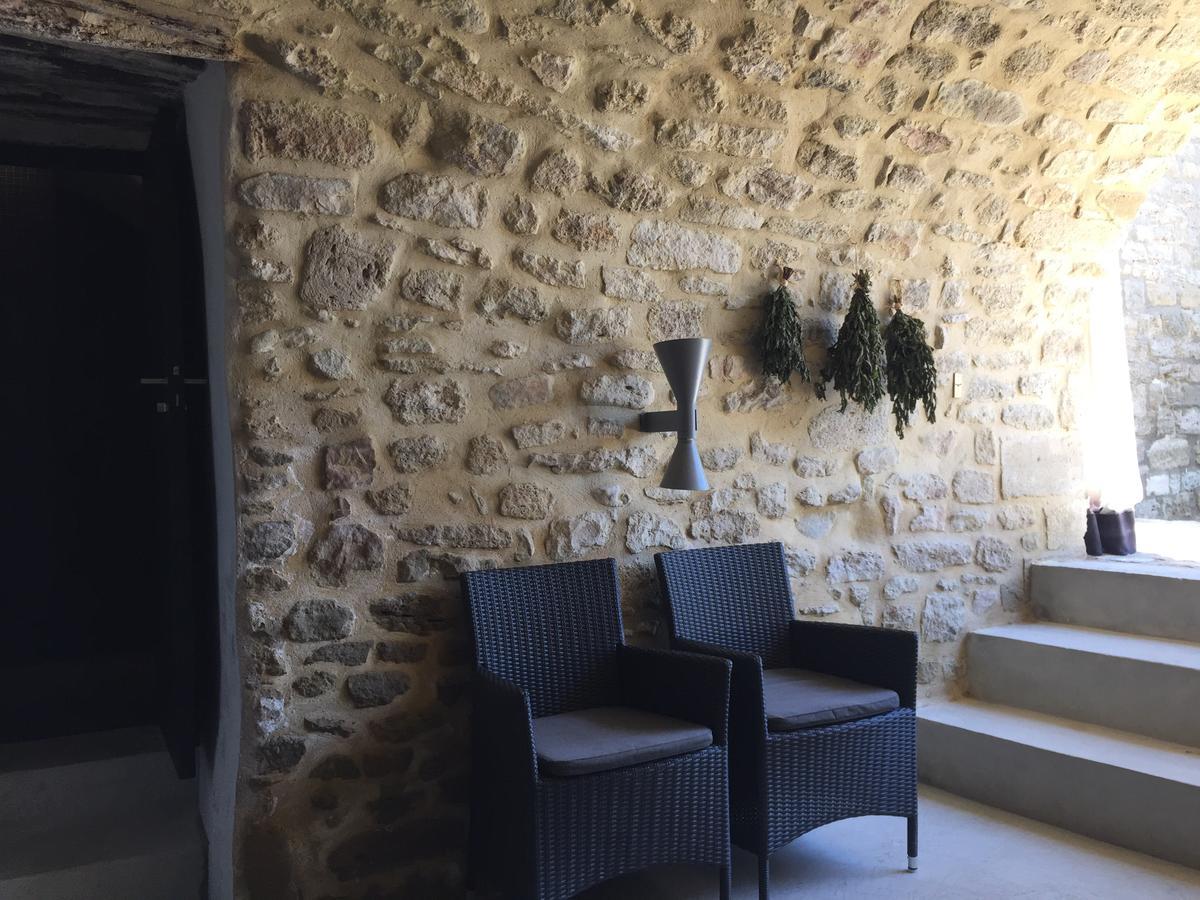 Tour Sarrazine De Montaren Bed and Breakfast Εξωτερικό φωτογραφία