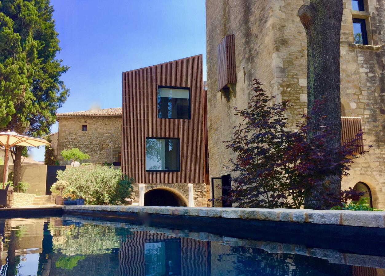 Tour Sarrazine De Montaren Bed and Breakfast Εξωτερικό φωτογραφία